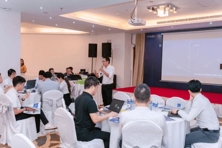 Spacesoft đào tạo tại Mobifone